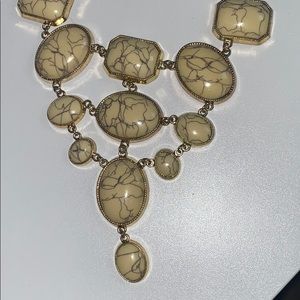 Ivory marble statement necklace